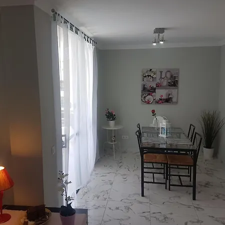 Апартаменти Casa Palmera Mit Beheiztem Pool